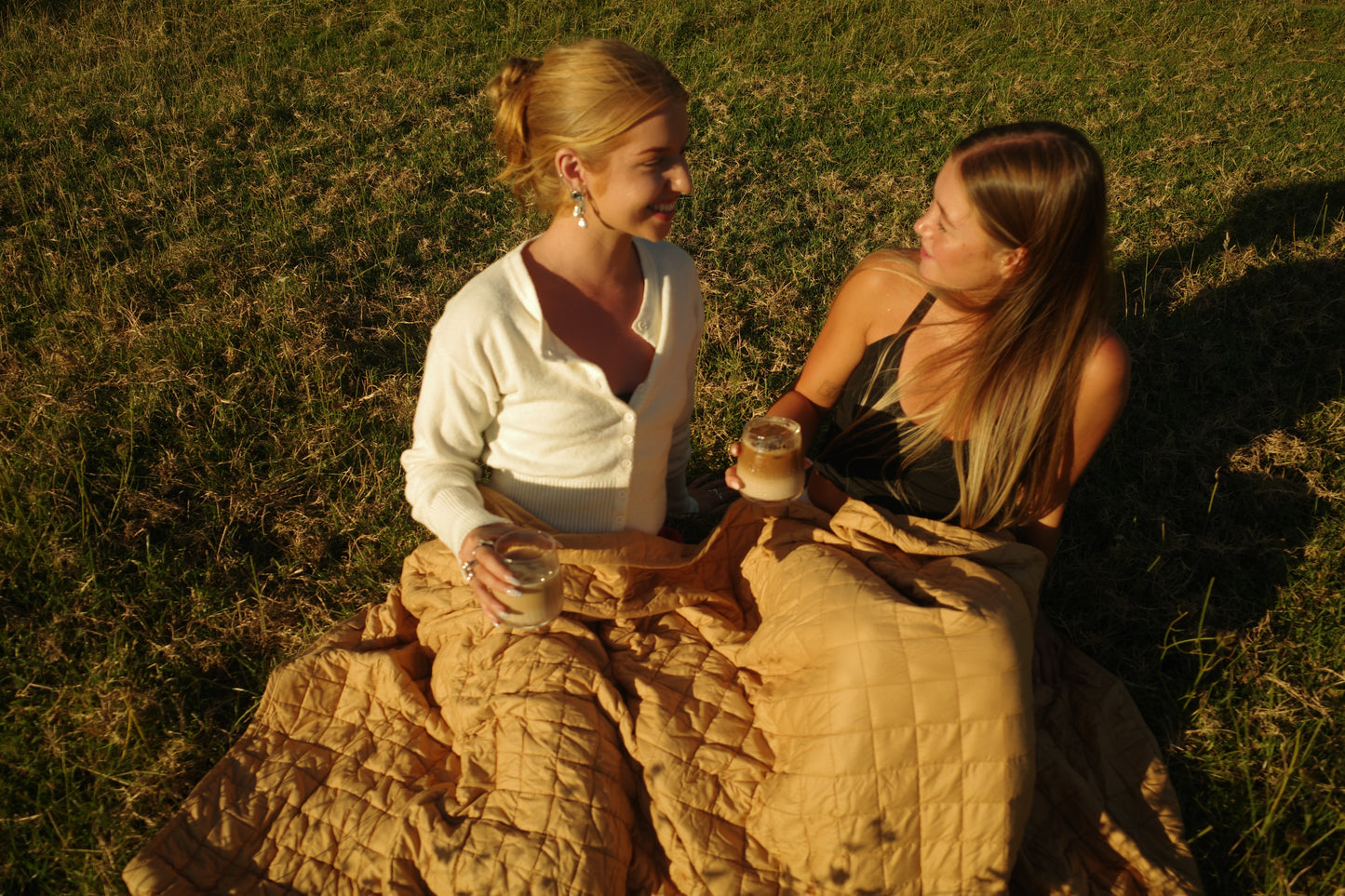 Oliviada Weighted Blanket + Guided Ritual