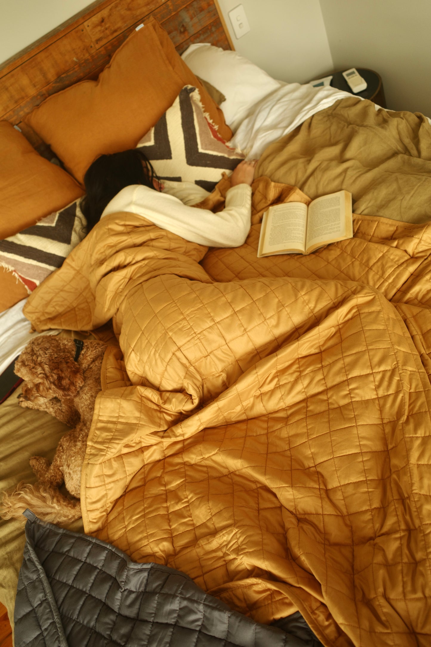 The Oliviada Weighted Blanket: Recovery starts now.